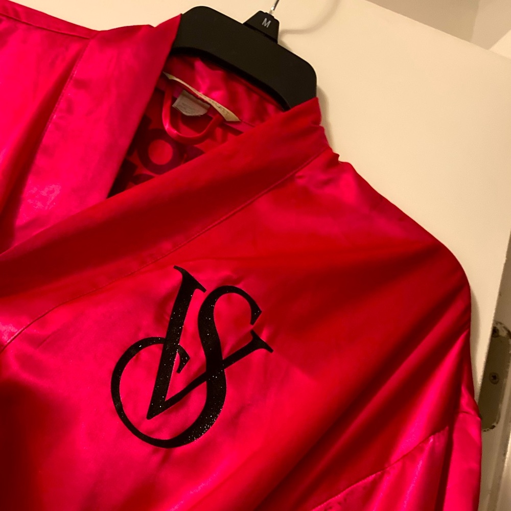 Victoria’s Secret 2011 Fashion Show Robe